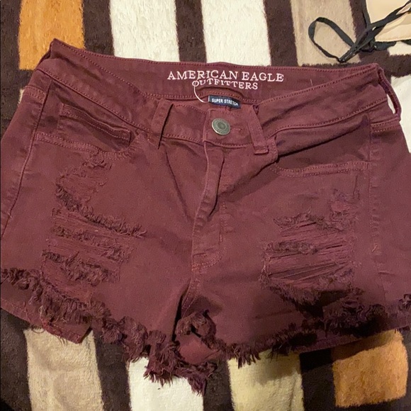 American Eagle Burgundy shorts - Picture 1 of 3